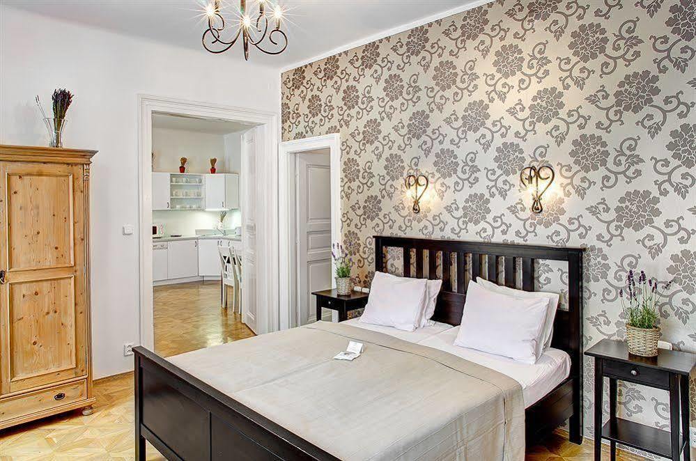 Apartament 6 Continents By Adrez Praga