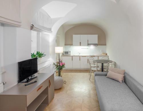 6 Continents By Adrez Apartament *